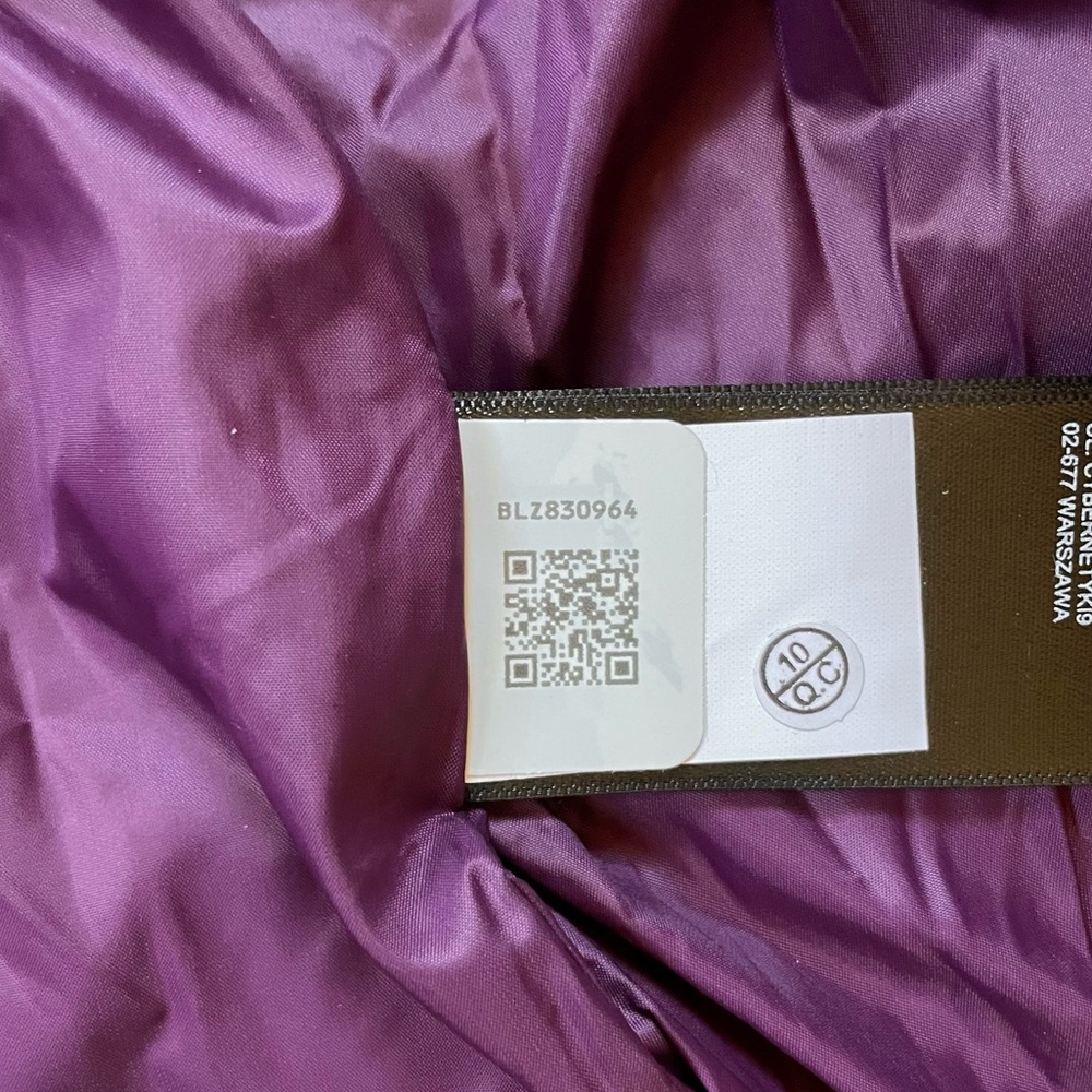 The North Face Women’s Transverse Belted Parka In Blackberry Wine - Picture 9 of 10
